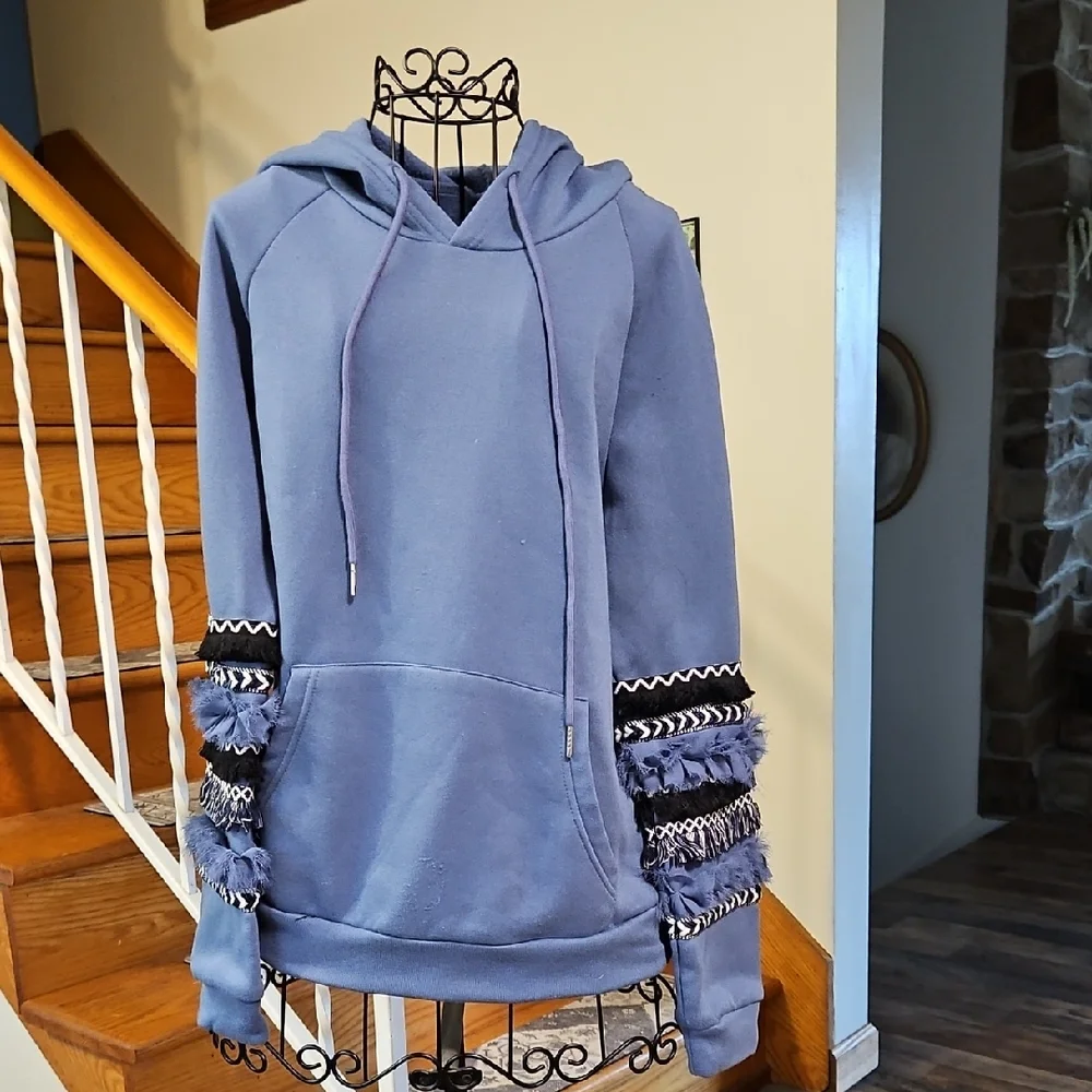 👚Blue Hooded Women's Sweater with Decorative Sleeve Trim